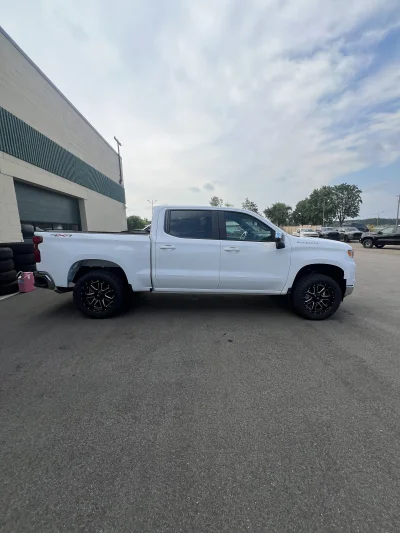 CUSTOM CHEVY SILVERADO 1500 LEVEL PACKAGE BUILT BY WALDOCH THE BEST AROUND - 2026 CHEVY SILVERADO 1500 LEVEL - Image 5 of 16