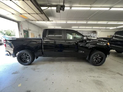 CUSTOM BLACK CHEVY SILVERADO 1500 LEVEL PACKAGE BUILT BY WALDOCH THE BEST AROUND - 2026 CHEVY SILVERADO 1500 LEVEL - Image 5 of 16