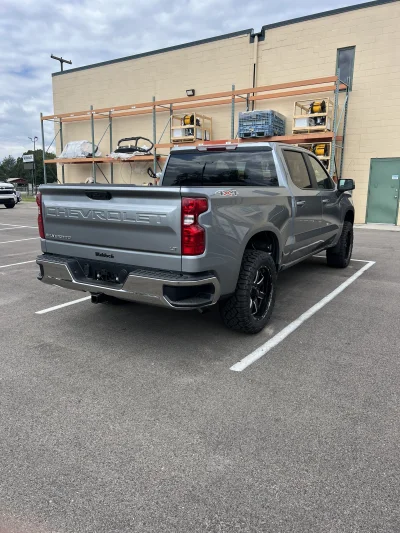 CUSTOM CHEVY SILVERADO 1500 LEVEL PACKAGE BUILT BY WALDOCH - 2026 CHEVY SILVERADO 1500 LEVEL - Image 13 of 16
