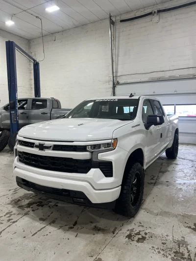 CUSTOM CHEVY SILVERADO 1500 LEVEL PACKAGE BUILT BY THE BEST BUILT BY WALDOCH - 2026 CHEVY SILVERADO 1500 LEVEL - Image 2 of 15