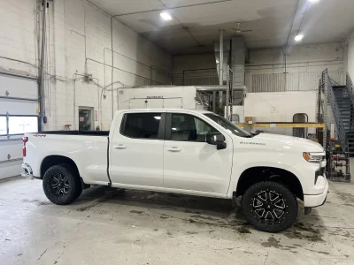 CUSTOM CHEVY SILVERADO 1500 LEVEL PACKAGE BUILT BY THE BEST BUILT BY WALDOCH - 2026 CHEVY SILVERADO 1500 LEVEL - Image 4 of 15