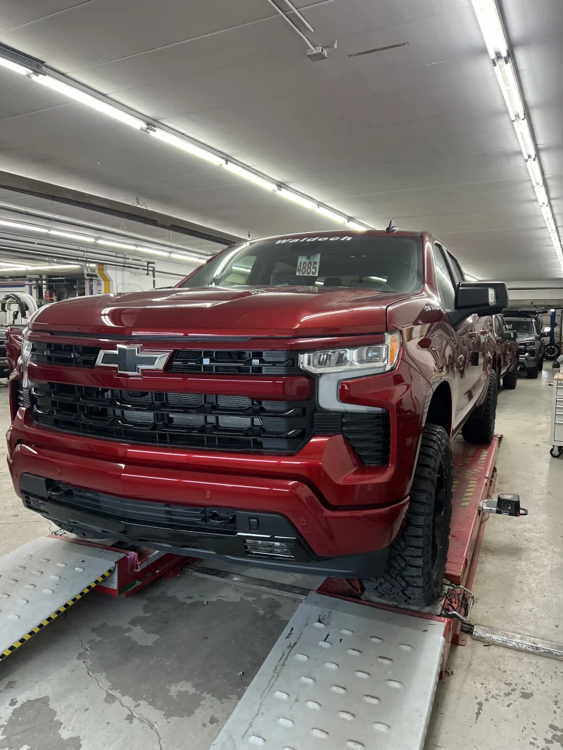 CUSTOM CHEVY Silverado 1500 LEVEL package built by the best built by Waldoch by Waldoch Crafts