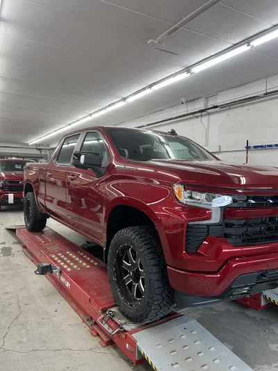 CUSTOM CHEVY SILVERADO 1500 LEVEL PACKAGE BUILT BY THE BEST BUILT BY WALDOCH - 2026 CHEVY SILVERADO 1500 LEVEL - Image 3 of 16