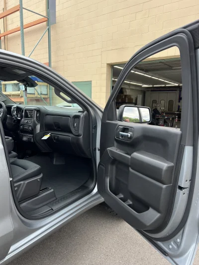 2026 CHEVY SILVERADO 1500 - LEVEL PACKAGE - STERLING GRAY (GXD) - 2026 CHEVY SILVERADO 1500 LEVEL - Image 3 of 22