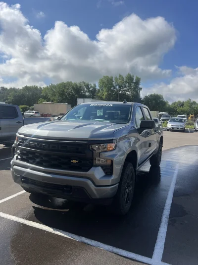 2026 CHEVY SILVERADO 1500 - LEVEL PACKAGE - STERLING GRAY (GXD) - 2026 CHEVY SILVERADO 1500 LEVEL - Image 2 of 20