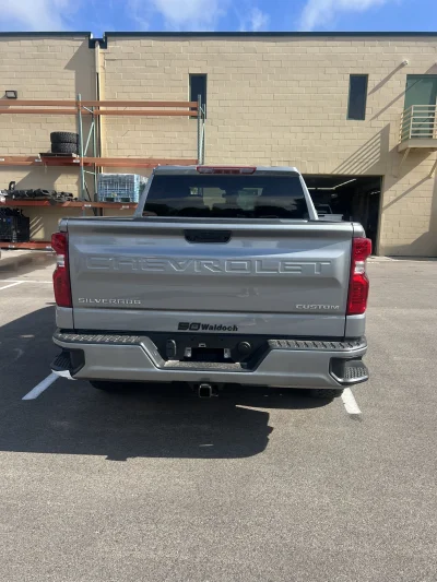 2026 CHEVY SILVERADO 1500 - LEVEL  PACKAGE - STERLING GRAY (GXD) - 2026 CHEVY SILVERADO 1500 LEVEL - Image 16 of 21
