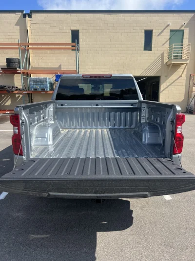 2026 CHEVY SILVERADO 1500 - LEVEL  PACKAGE - STERLING GRAY (GXD) - 2026 CHEVY SILVERADO 1500 LEVEL - Image 17 of 21