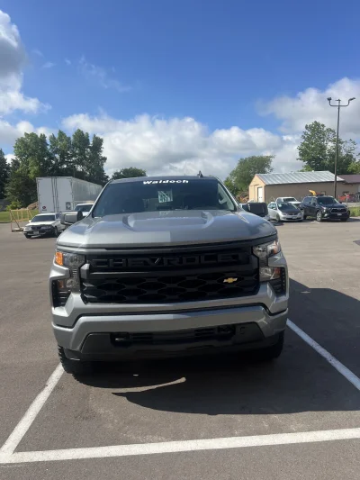 2026 CHEVY SILVERADO 1500 - LEVEL  PACKAGE - STERLING GRAY (GXD) - 2026 CHEVY SILVERADO 1500 LEVEL - Image 2 of 21