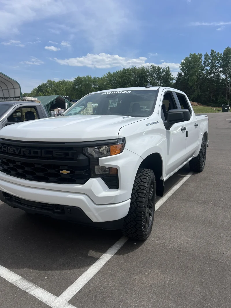 2026 Chevy Silverado 1500  - Level Package  - Summit White (GAZ) by Waldoch Crafts