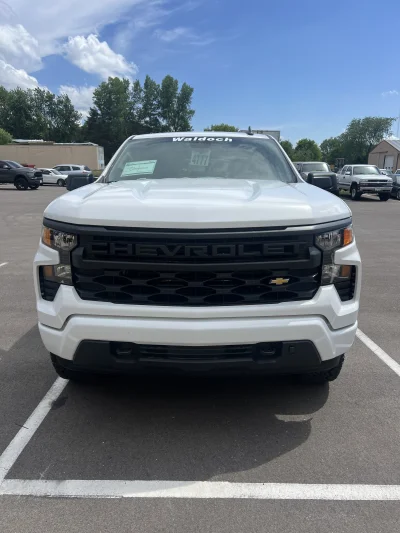 2026 CHEVY SILVERADO 1500 - LEVEL  PACKAGE - SUMMIT WHITE (GAZ) - 2026 CHEVY SILVERADO 1500 LEVEL - Image 2 of 15