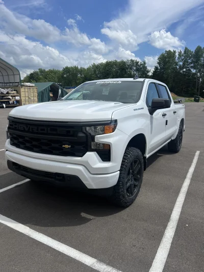 2026 CHEVY SILVERADO 1500 - LEVEL  PACKAGE - SUMMIT WHITE (GAZ) - 2026 CHEVY SILVERADO 1500 LEVEL - Image 1 of 15