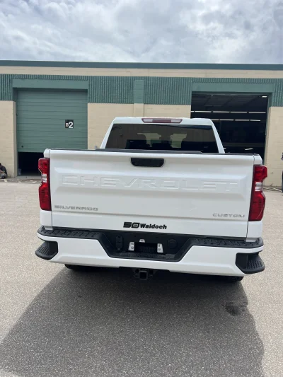 2026 CHEVY SILVERADO 1500 - LEVEL  PACKAGE -  SUMMIT WHITE (GAZ) - 2026 CHEVY SILVERADO 1500 LEVEL - Image 5 of 6