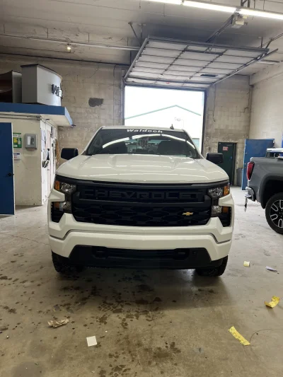2026 CHEVY SILVERADO 1500 - LEVEL  PACKAGE - SUMMIT WHITE (GAZ) - 2026 CHEVY SILVERADO 1500 LEVEL - Image 2 of 21