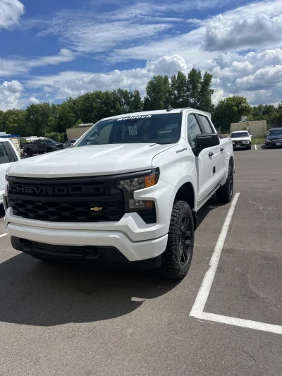 2026 CHEVY SILVERADO 1500 - LEVEL  PACKAGE - SUMMIT WHITE (GAZ) - 2026 CHEVY SILVERADO 1500 LEVEL - Image 3 of 15