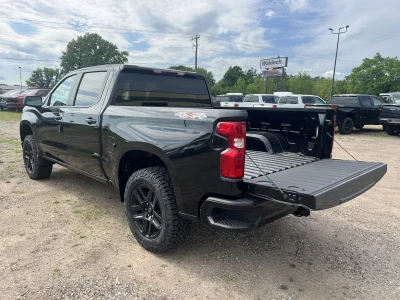2026 CHEVY SILVERADO 1500 - LEVEL PACKAGE - BLACK (GBA) - 2026 CHEVY SILVERADO 1500 LEVEL - Image 17 of 20