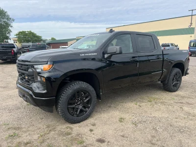 2026 CHEVY SILVERADO 1500 - LEVEL PACKAGE - BLACK (GBA) - 2026 CHEVY SILVERADO 1500 LEVEL - Image 1 of 20