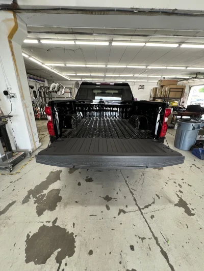 2026 CHEVY SILVERADO 1500 -  LEVEL PACKAGE - BLACK (GBA) - 2026 CHEVY SILVERADO 1500 LEVEL - Image 17 of 20