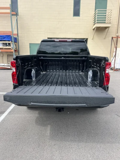2026 CHEVY SILVERADO 1500 - LEVEL PACKAGE - BLACK (GBA) - 2026 CHEVY SILVERADO 1500 LEVEL - Image 17 of 21