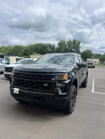2026 CHEVY SILVERADO 1500 - LEVEL PACKAGE - BLACK (GBA) - 2026 CHEVY SILVERADO 1500 LEVEL - Image 2 of 21