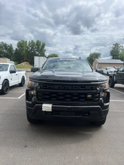 2026 CHEVY SILVERADO 1500 - LEVEL PACKAGE - BLACK (GBA) - 2026 CHEVY SILVERADO 1500 LEVEL - Image 3 of 21