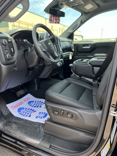 2026 CHEVY SILVERADO 1500 - LEVEL  PACKAGE  - BLACK (GBA) - 2026 CHEVY SILVERADO 1500 LEVEL - Image 5 of 15