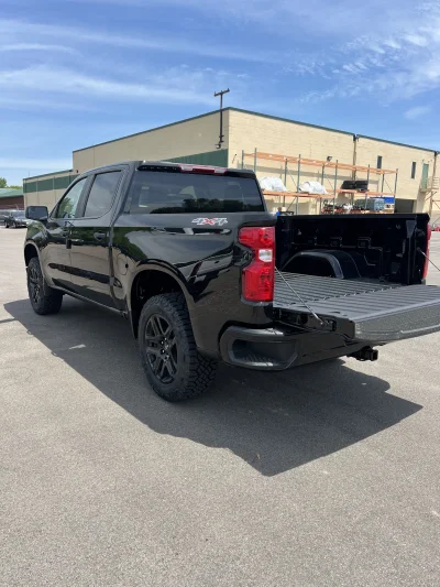 2026 CHEVY SILVERADO 1500 - LEVEL  PACKAGE  - BLACK (GBA) - 2026 CHEVY SILVERADO 1500 LEVEL - Image 9 of 15