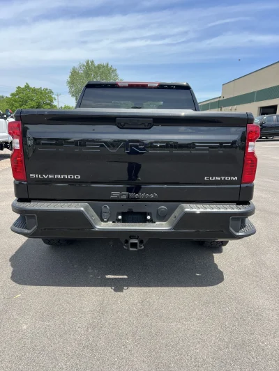 2026 CHEVY SILVERADO 1500 - LEVEL  PACKAGE  - BLACK (GBA) - 2026 CHEVY SILVERADO 1500 LEVEL - Image 11 of 15