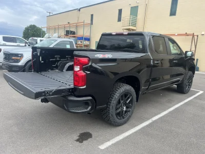2026 CHEVY SILVERADO 1500 - LEVEL PACKAGE - BLACK (GBA) - 2026 CHEVY SILVERADO 1500 LEVEL - Image 16 of 21
