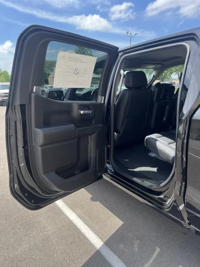 2026 CHEVY SILVERADO 1500 - LEVEL  PACKAGE - BLACK (GBA) - 2026 CHEVY SILVERADO 1500 LEVEL - Image 10 of 21