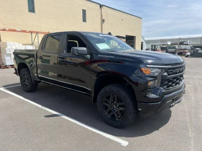 2026 CHEVY SILVERADO 1500 - LEVEL  PACKAGE - BLACK (GBA) - 2026 CHEVY SILVERADO 1500 LEVEL - Image 3 of 21