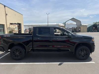 2026 CHEVY SILVERADO 1500 - LEVEL  PACKAGE - BLACK (GBA) - 2026 CHEVY SILVERADO 1500 LEVEL - Image 4 of 21