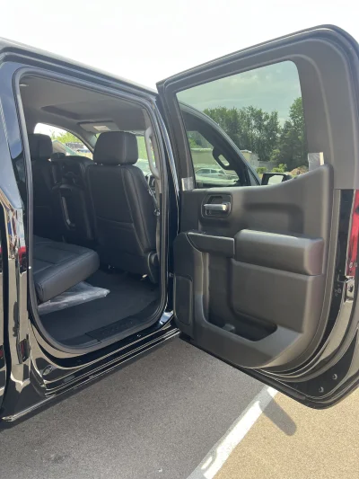 2026 CHEVY SILVERADO 1500 - LEVEL  PACKAGE - BLACK (GBA) - 2026 CHEVY SILVERADO 1500 LEVEL - Image 8 of 21