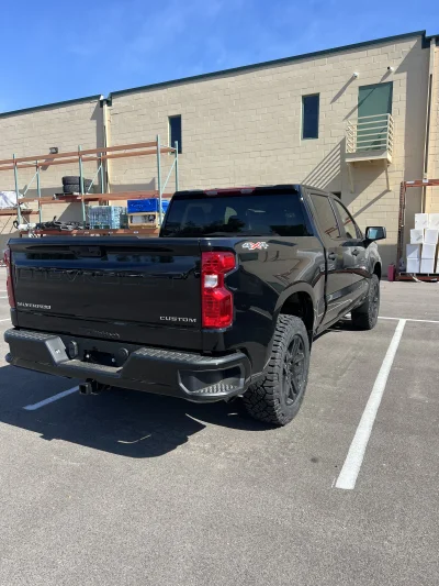2026 CHEVY SILVERADO 1500 - LEVEL PACKAGE - BLACK (GBA) - 2026 CHEVY SILVERADO 1500 LEVEL - Image 12 of 15