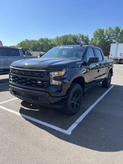 2026 CHEVY SILVERADO 1500 - LEVEL PACKAGE - BLACK (GBA) - 2026 CHEVY SILVERADO 1500 LEVEL - Image 3 of 15