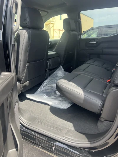2026  CHEVY SILVERADO 1500  -  LEVEL  PACKAGE - BLACK (GBA) - 2026 CHEVY SILVERADO 1500 LEVEL - Image 6 of 15