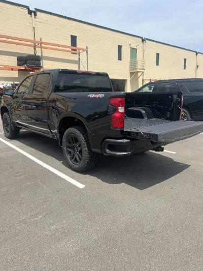 2026  CHEVY SILVERADO 1500  -  LEVEL  PACKAGE - BLACK (GBA) - 2026 CHEVY SILVERADO 1500 LEVEL - Image 9 of 15