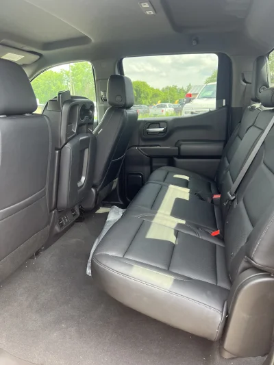 2026 CHEVY SILVERADO 1500 - LEVEL PACKAGE - BLACK (GBA) - 2026 CHEVY SILVERADO 1500 LEVEL - Image 11 of 19