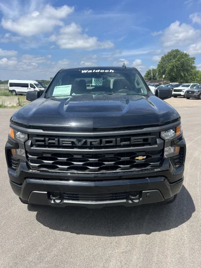 2026 CHEVY SILVERADO 1500 - LEVEL  PACKAGE - BLACK (GBA) - 2026 CHEVY SILVERADO 1500 LEVEL - Image 2 of 21