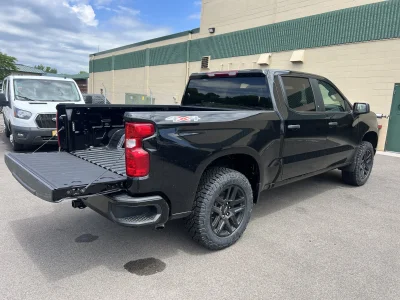 2026 CHEVY SILVERADO 1500 - LEVEL PACKAGE - BLACK (GBA) - 2026 CHEVY SILVERADO 1500 LEVEL - Image 16 of 21