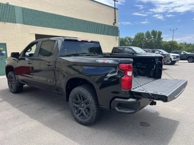 2026 CHEVY SILVERADO 1500 - LEVEL PACKAGE - BLACK (GBA) - 2026 CHEVY SILVERADO 1500 LEVEL - Image 18 of 21