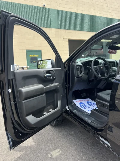 2026 CHEVY SILVERADO 1500 - LEVEL PACKAGE - BLACK (GBA) - 2026 CHEVY SILVERADO 1500 LEVEL - Image 11 of 21