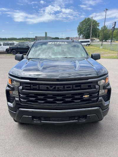 2026 CHEVY SILVERADO 1500 - LEVEL PACKAGE - BLACK (GBA) - 2026 CHEVY SILVERADO 1500 LEVEL - Image 2 of 21