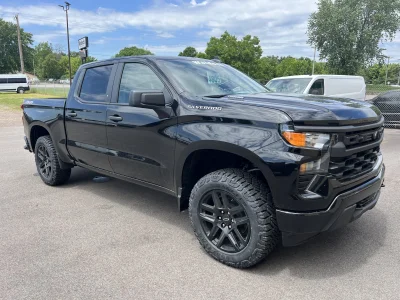 2026 CHEVY SILVERADO 1500 - LEVEL PACKAGE - BLACK (GBA) - 2026 CHEVY SILVERADO 1500 LEVEL - Image 3 of 21