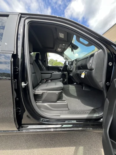 2026 CHEVY SILVERADO 1500 - LEVEL PACKAGE - BLACK (GBA) - 2026 CHEVY SILVERADO 1500 LEVEL - Image 6 of 21