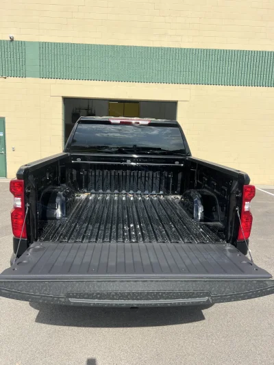 2026 CHEVY SILVERADO 1500 - LEVEL  PACKAGE - BLACK (GBA) - 2026 CHEVY SILVERADO 1500 LEVEL - Image 17 of 21