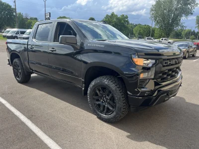 2026 CHEVY SILVERADO 1500 - LEVEL  PACKAGE - BLACK (GBA) - 2026 CHEVY SILVERADO 1500 LEVEL - Image 3 of 21