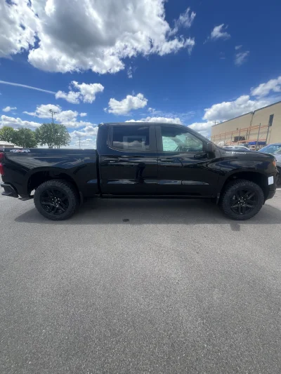 2026 CHEVY SILVERADO 1500 - LEVEL PACKAGE - BLACK (GBA) - 2026 CHEVY SILVERADO 1500 LEVEL - Image 13 of 15
