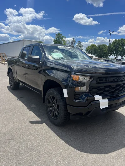 2026 CHEVY SILVERADO 1500 - LEVEL PACKAGE - BLACK (GBA) - 2026 CHEVY SILVERADO 1500 LEVEL - Image 3 of 15