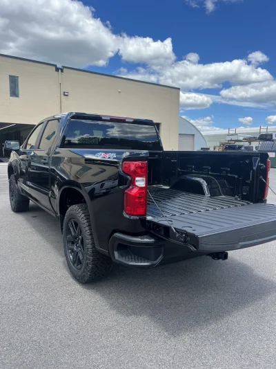 2026 CHEVY SILVERADO 1500 - LEVEL PACKAGE - BLACK (GBA) - 2026 CHEVY SILVERADO 1500 LEVEL - Image 9 of 15