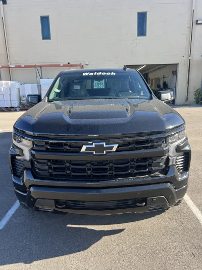 2026 CHEVY SILVERADO 1500 - LEVEL PACKAGE - BLACK (GBA) - 2026 CHEVY SILVERADO 1500 LEVEL - Image 2 of 21